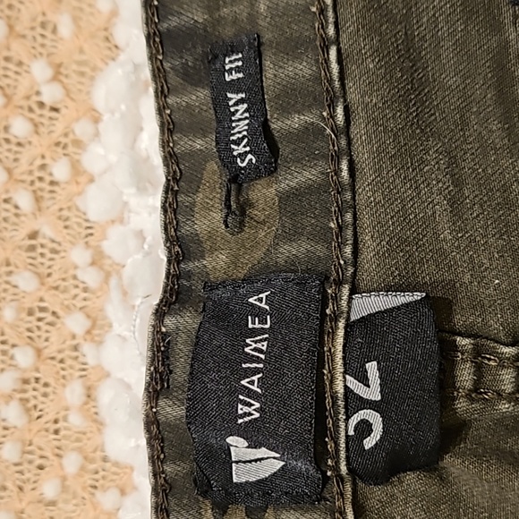 Waimea Camo Jeans - Picture 8 of 14